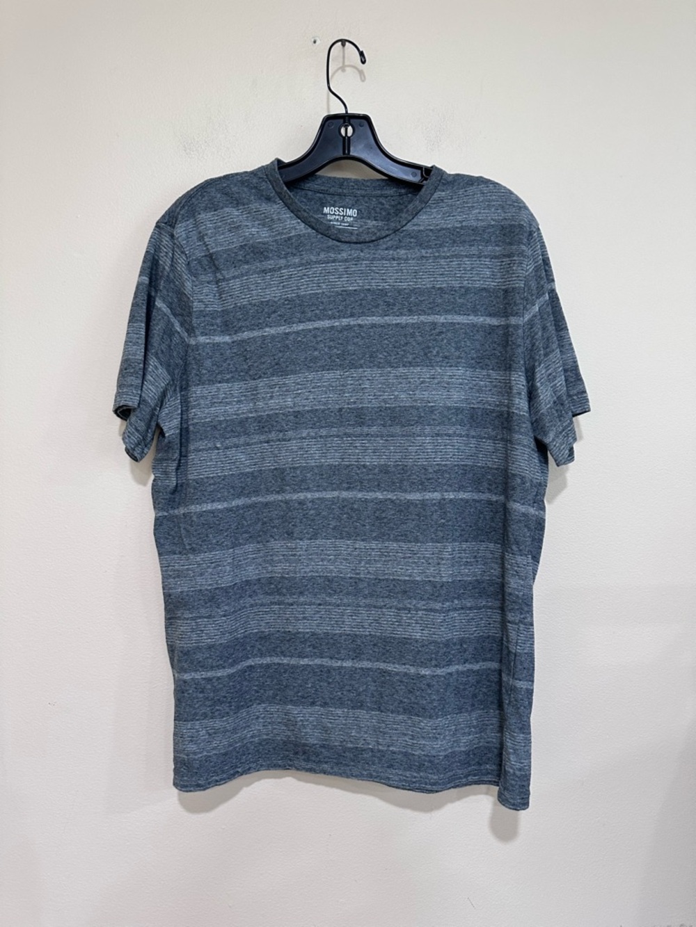 Mossimo Supply Co. Men's Short Sleeve Crew Neck Tee - Gray Striped. Size L